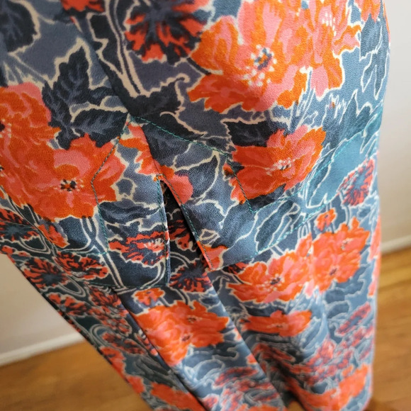 Vintage 70s Floral Skirt Set • Saks Fifth Avenue • Fits Medium to Large - Picture 9 of 11